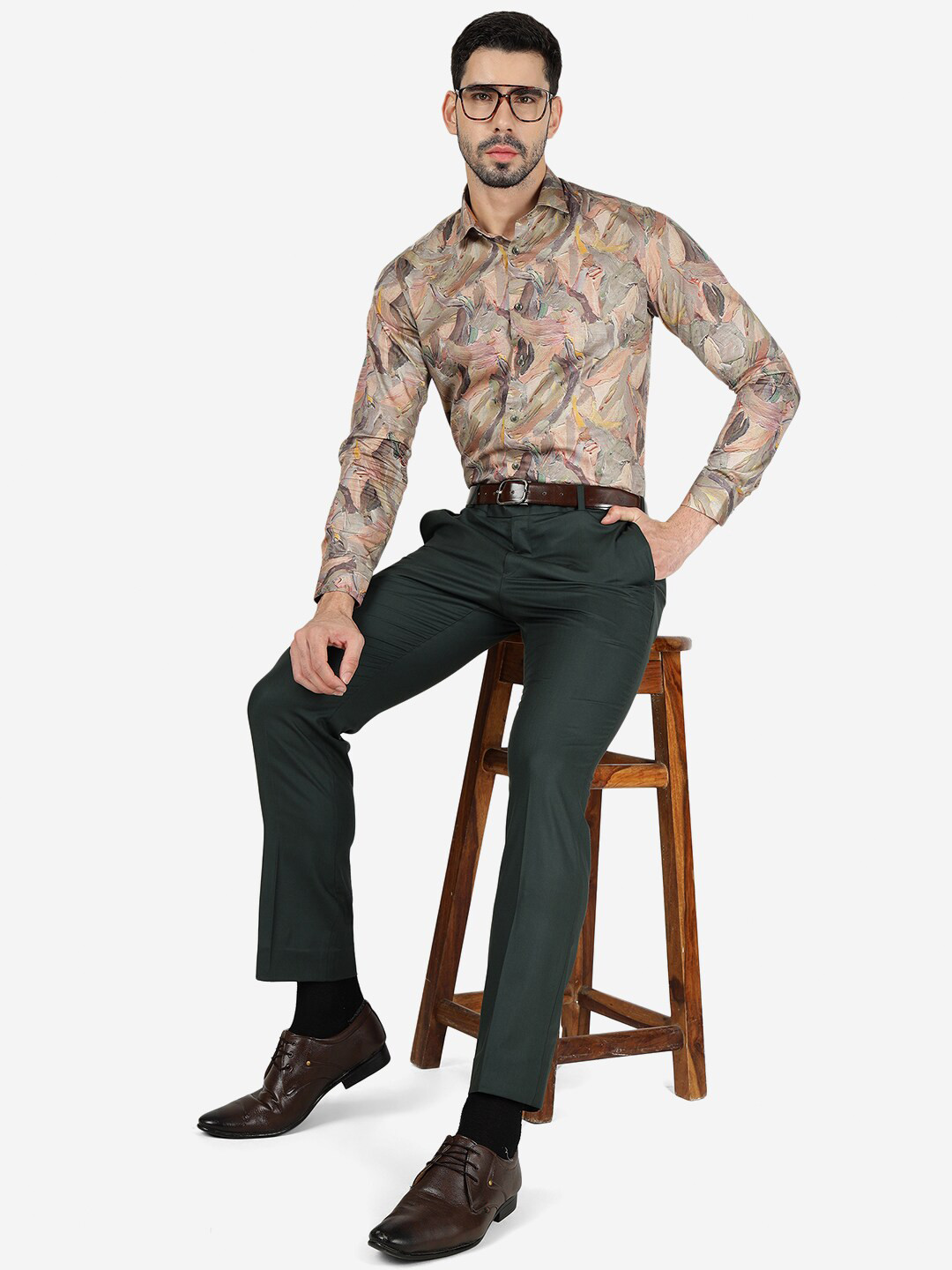 

JB STUDIO Abstract Printed Spread Collar Pure Cotton Shirt, Brown