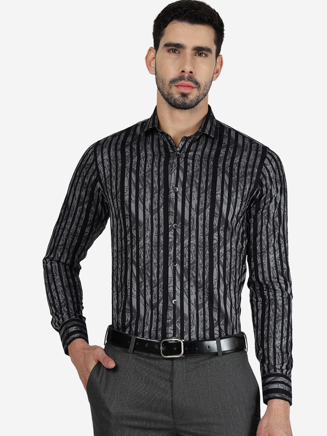 

WYRE Slim Fit Vertical Striped Pure Cotton Formal Shirt, Black