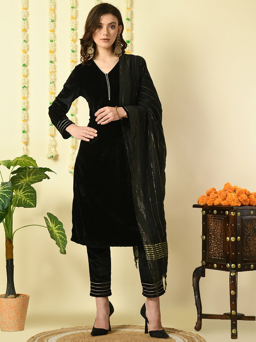 

Myshka Striped Zari Velvet Straight Kurta With Trousers & Dupatta, Black