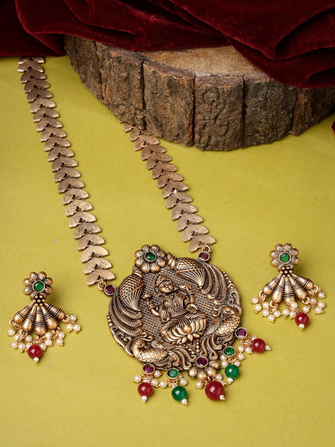 

ADIVA Gold-Plated Antique Stone Studded Temple Jewellery Set