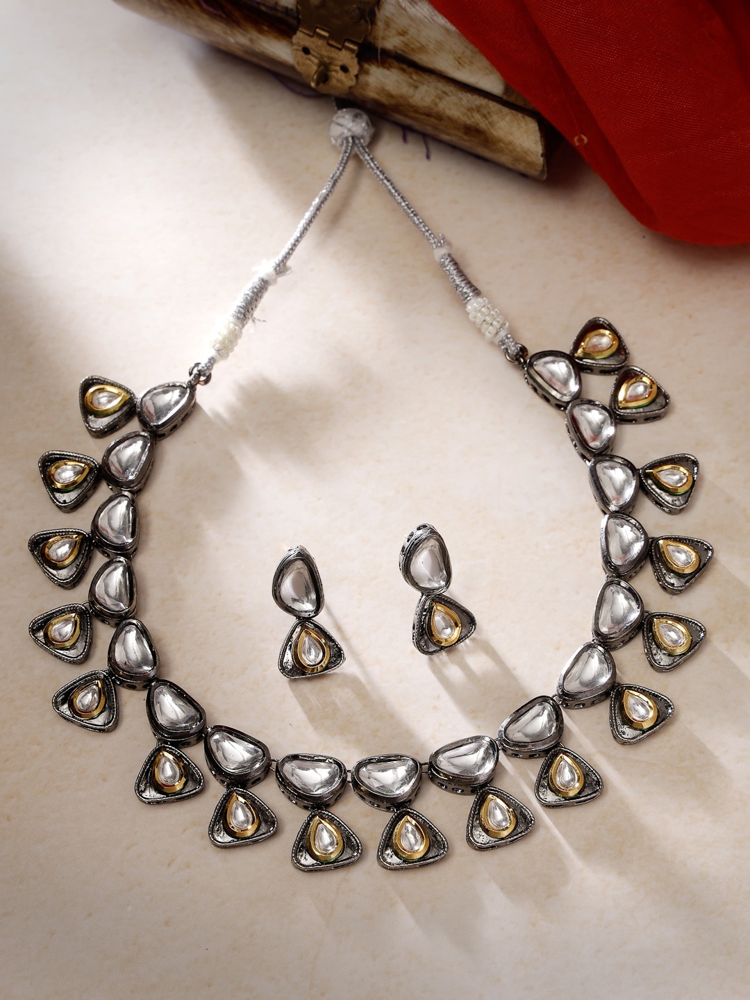 

ADIVA Rhodium-Plated Kundan Stone Studded Jewellery Set, Silver