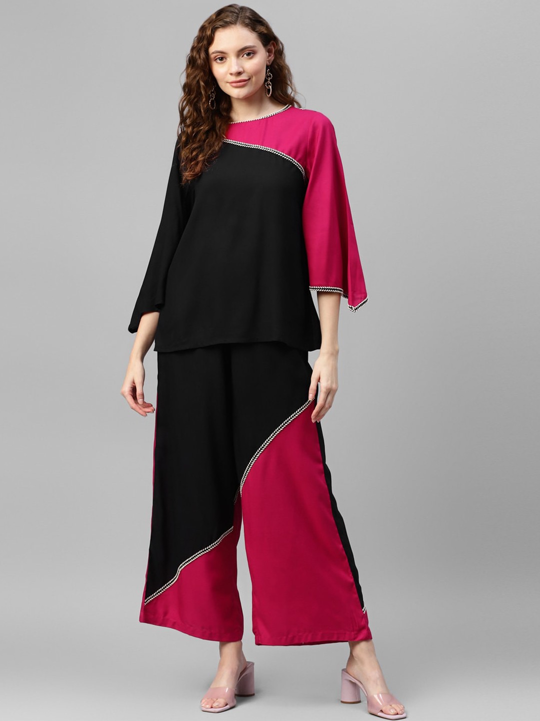 

DEEBACO Solid Rayon Round Neck Co-Ord Set, Black