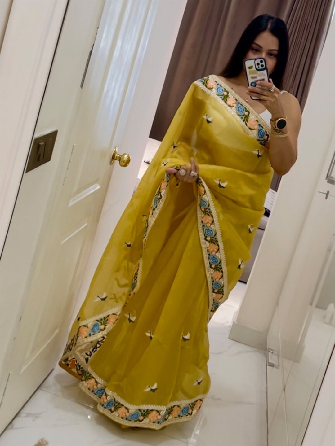 

ODETTE Ethnic Motifs Embroidered Organza Saree, Yellow