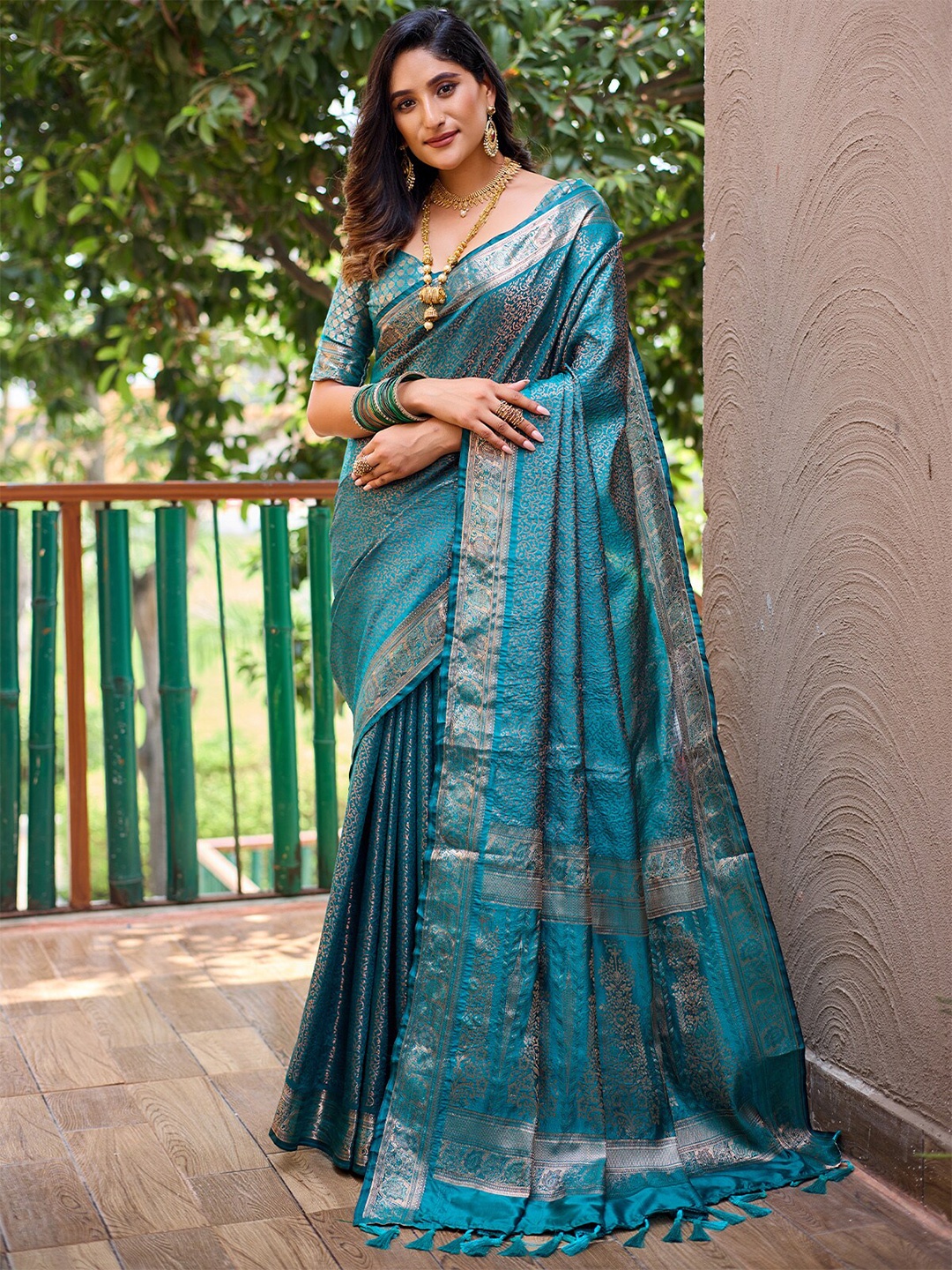 

ODETTE Ethnic Motifs Woven Design Zari Saree, Turquoise blue