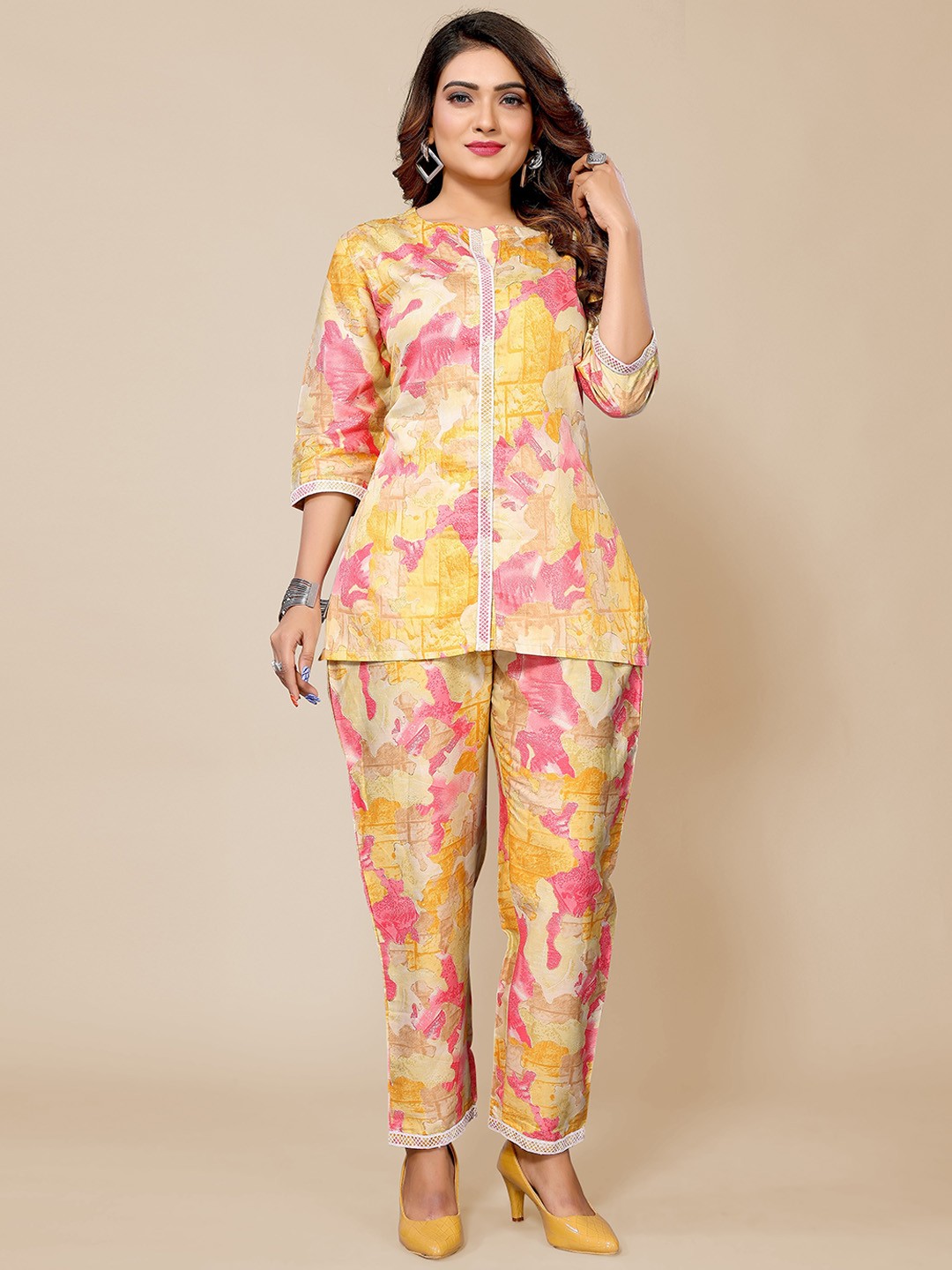 

Krimmple Abstract Printed Top & Trousers Co-Ords Set, Yellow