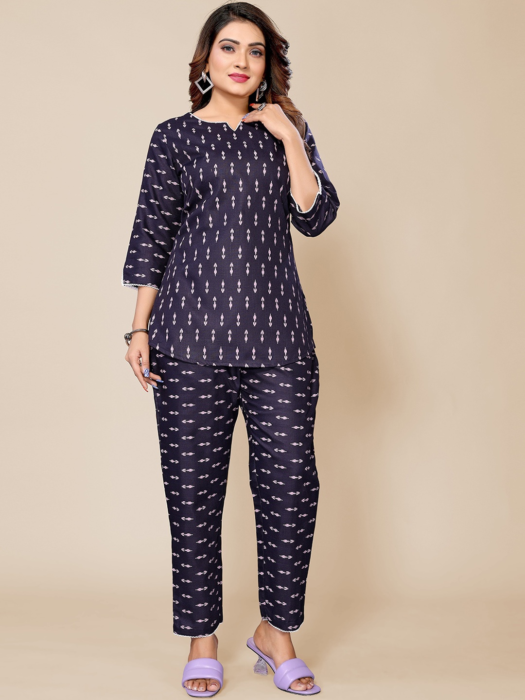 

Krimmple Abstract Printed V-Neck Top with Mid-Rise Trousers Co-Ords, Navy blue