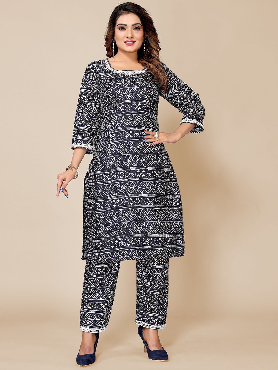 

Krimmple Bandhani Printed Regular Gotta Patti Kurta With Trousers, Grey