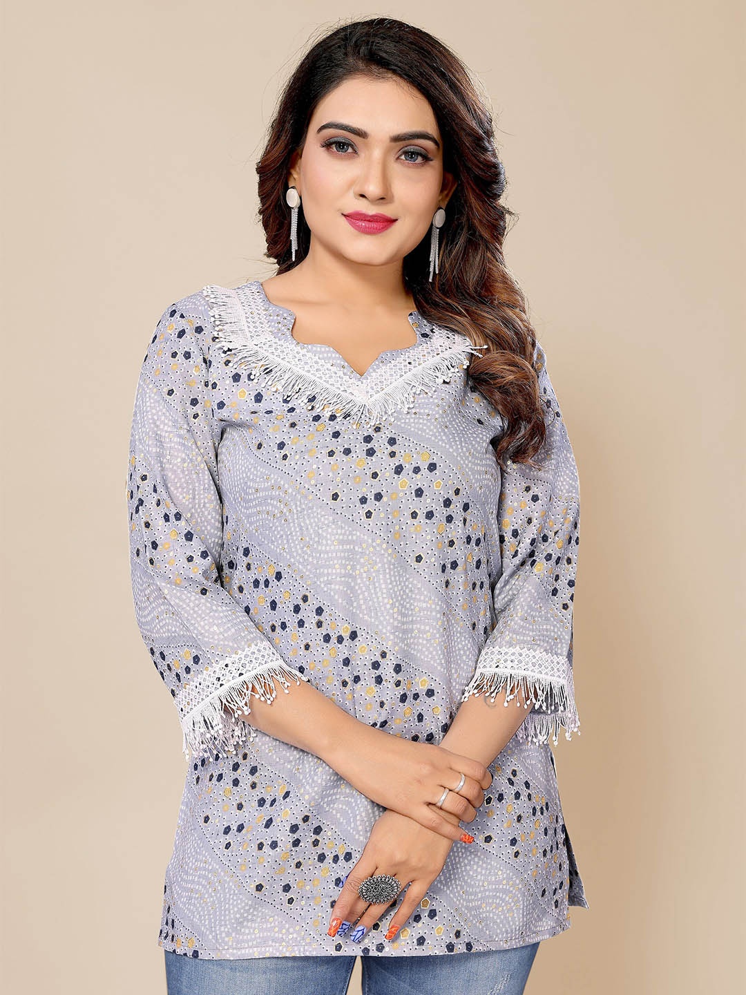 

Krimmple Bandhani Printed Straight Kurti, Grey