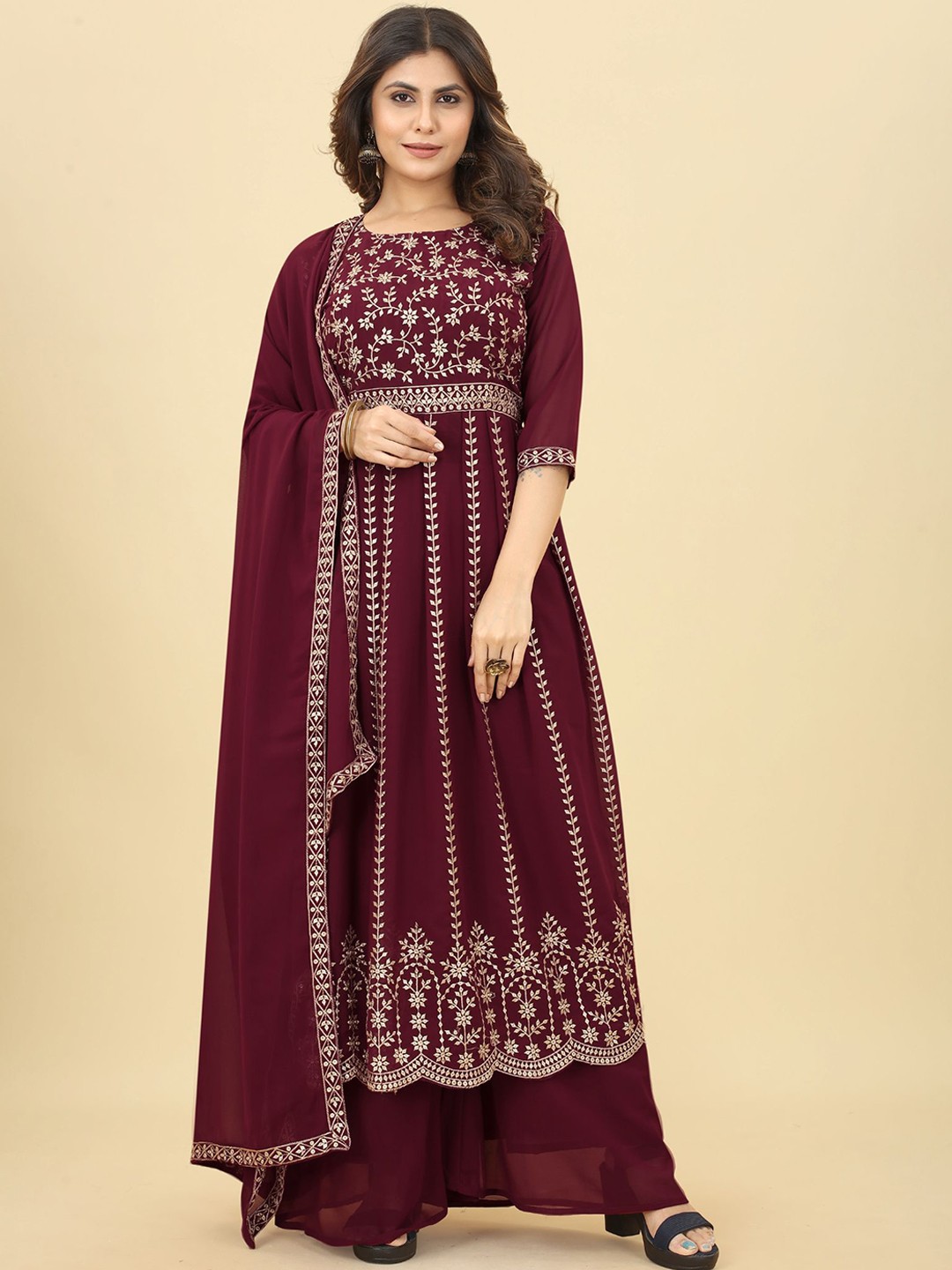 

POSHAAK BY RADHEE MANGUKIYA Ethnic Motifs Embroidered Kurta with Palazzos & Dupatta, Maroon