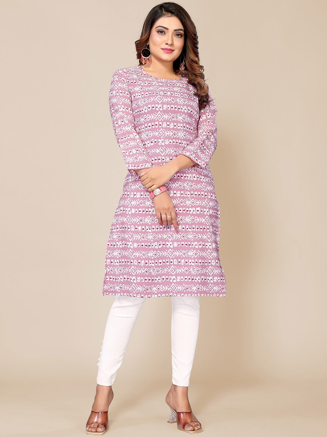 

Krimmple Ethnic Motifs Printed Straight Kurta, Purple