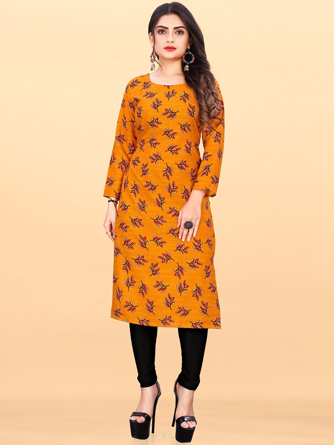 

Krimmple Floral Printed Straight Kurta, Orange