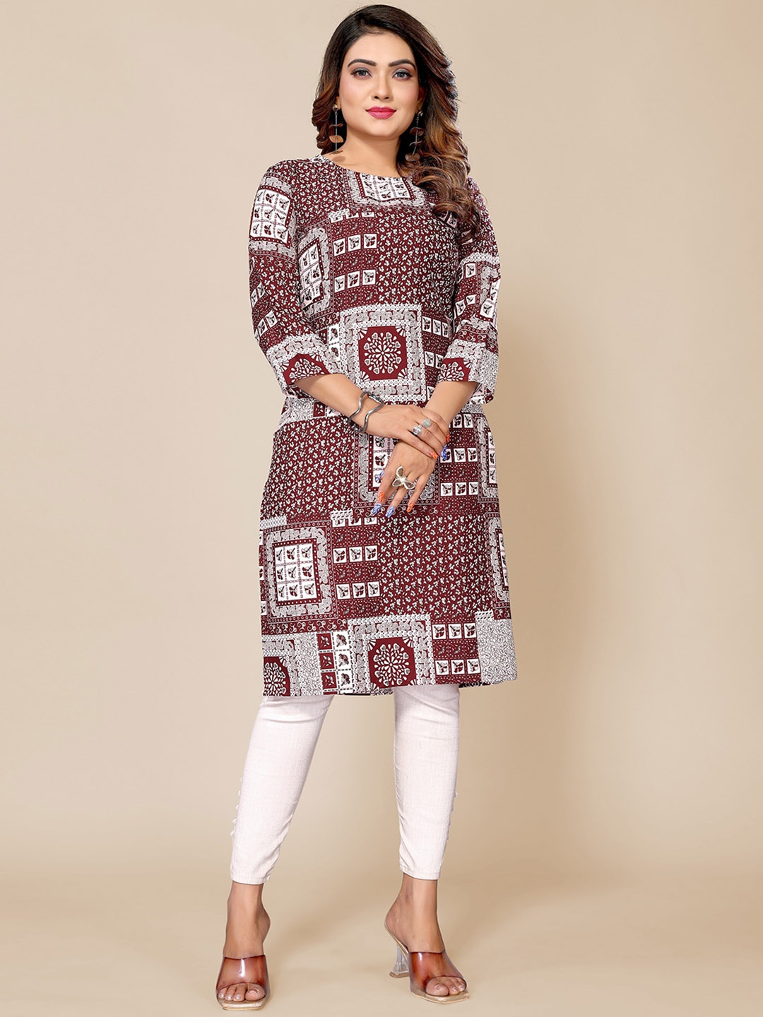 

Krimmple Floral Straight Printed Kurta, Maroon