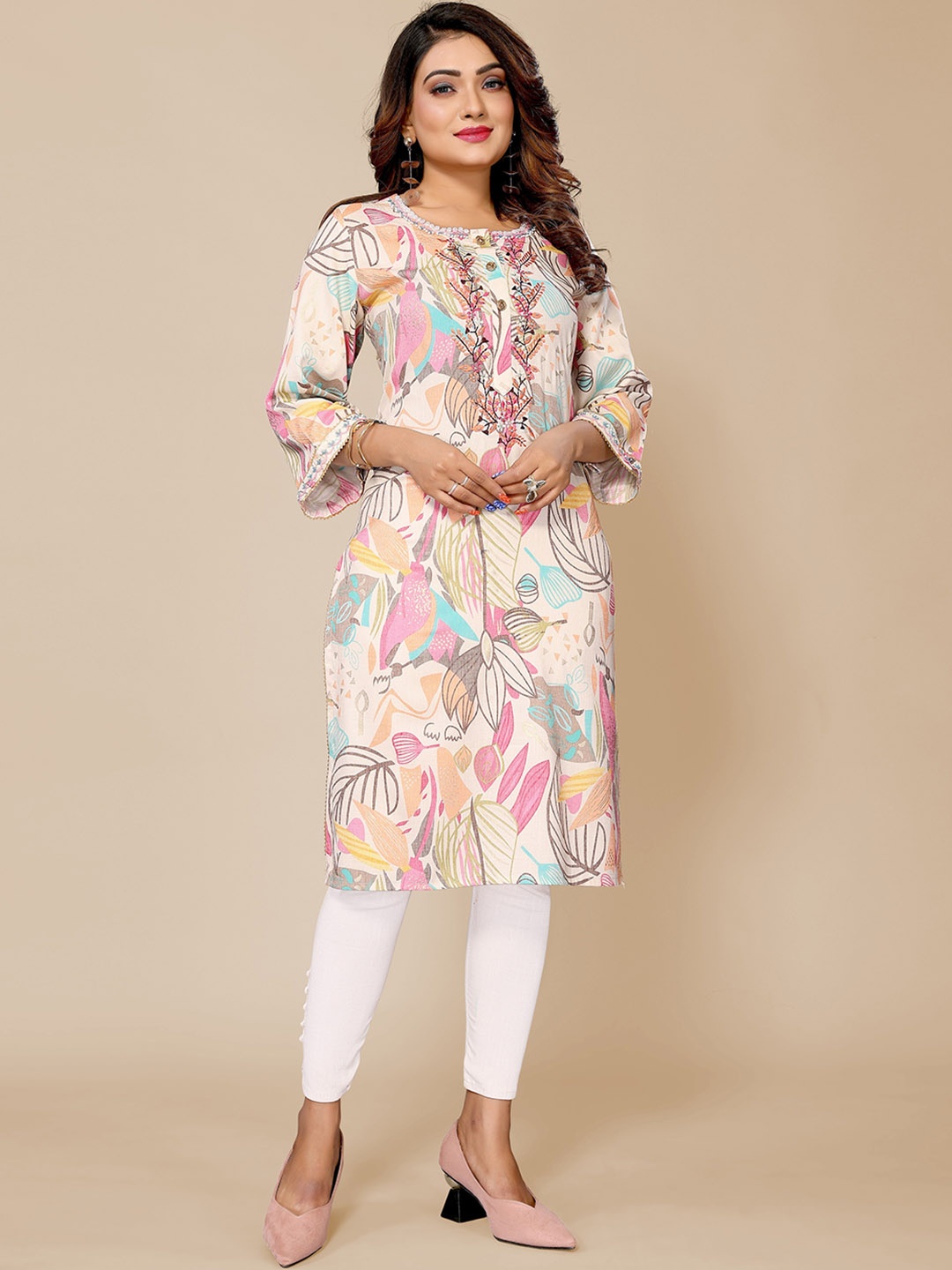 

Krimmple Floral Printed Straight Kurta, Beige