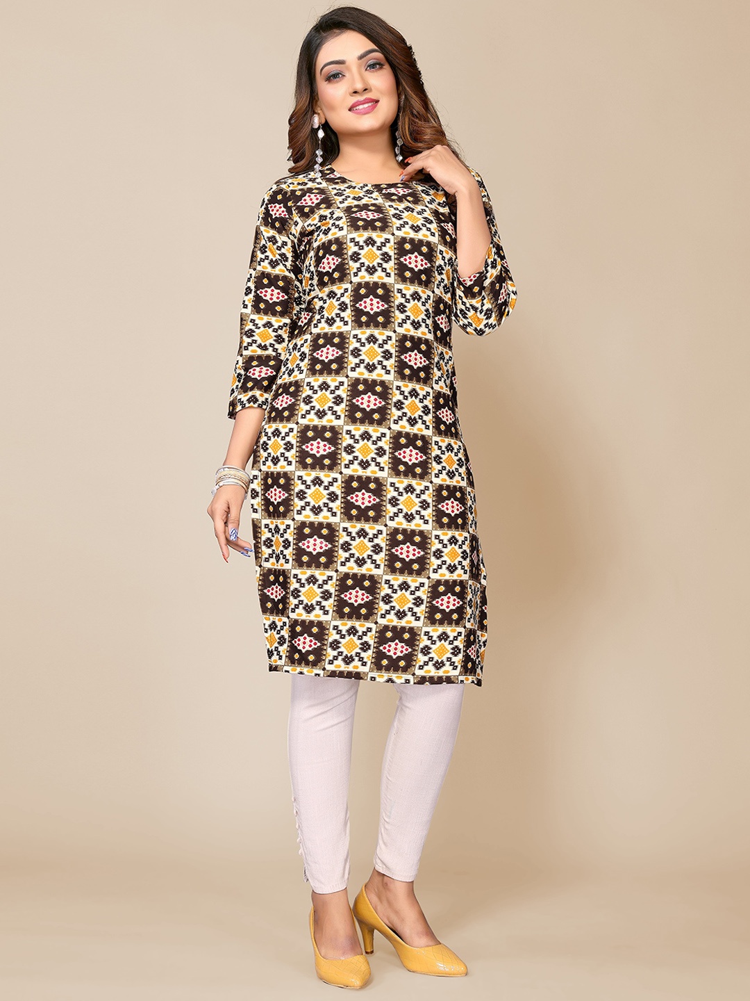 

Krimmple Ethnic Motifs Printed Straight Kurta, Brown