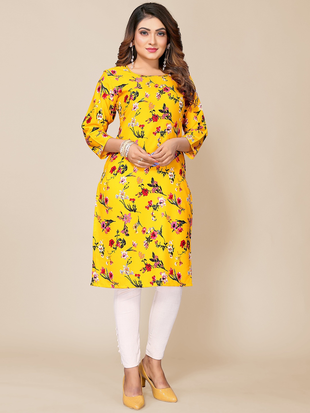 

Krimmple Floral Printed Straight Kurta, Yellow