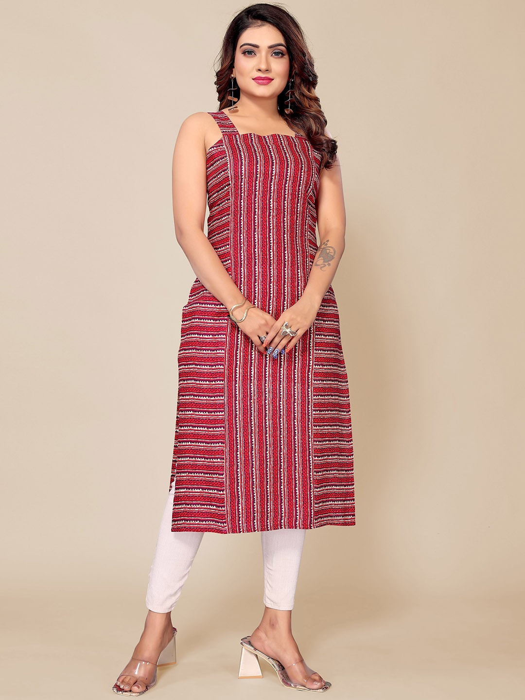 

Krimmple Ethnic Motifs Printed Straight Kurta, Maroon