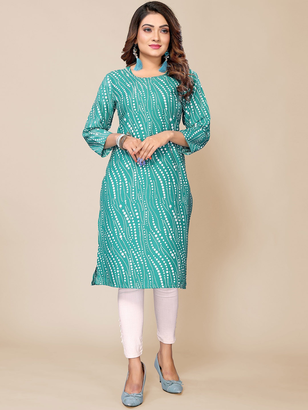 

Krimmple Polka Dots Printed Straight Kurta, Green