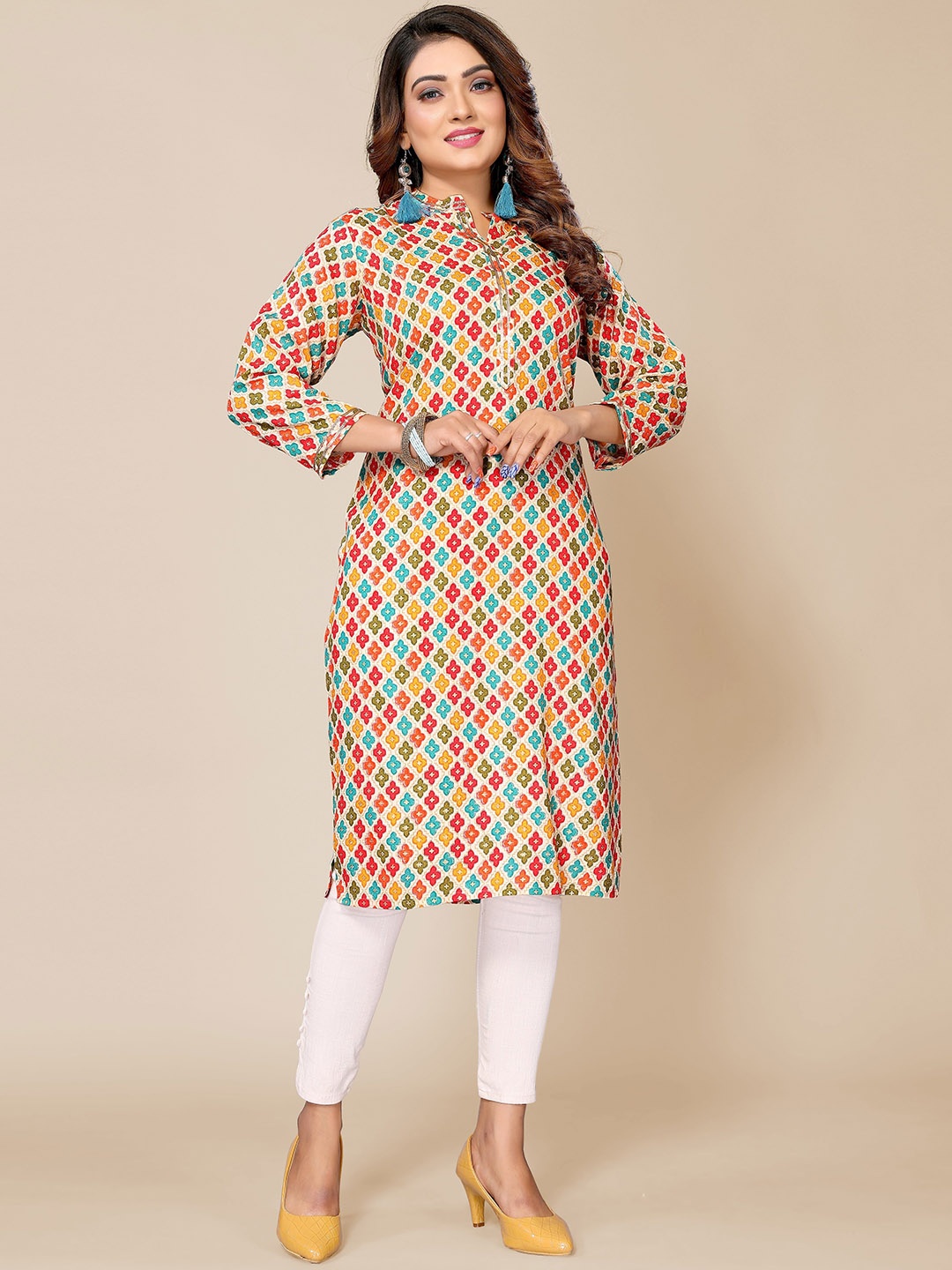 

Krimmple Ethnic Motifs Printed Straight Kurta, Beige