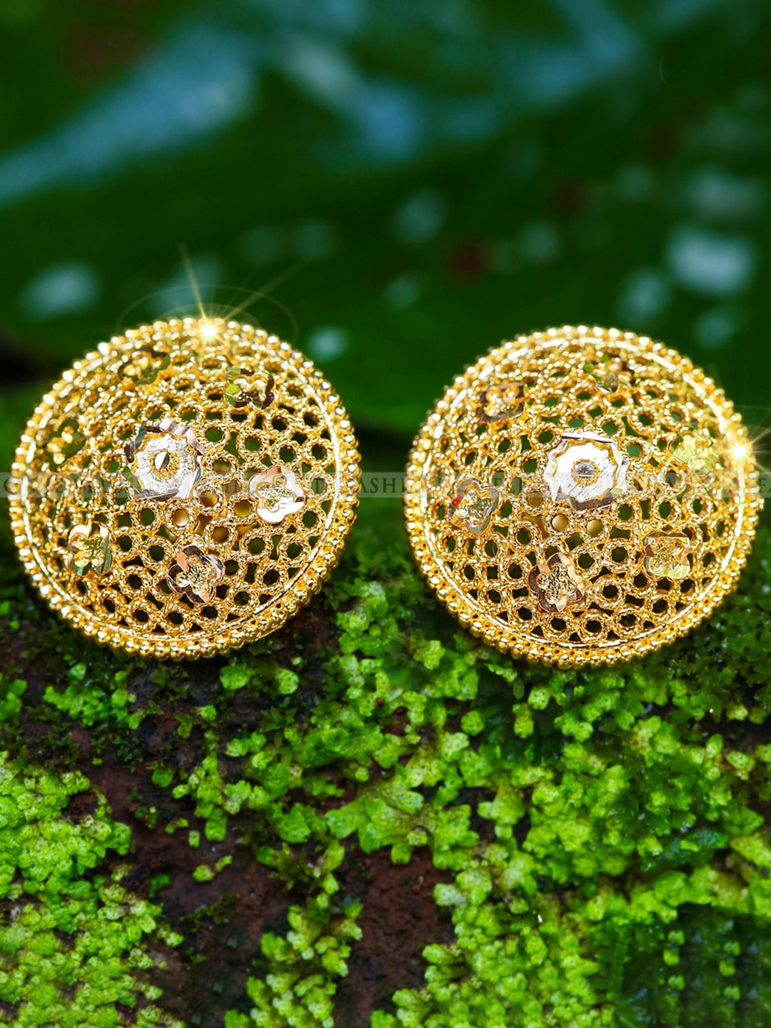 

Vighnaharta Gold-Toned Floral Studs Earrings