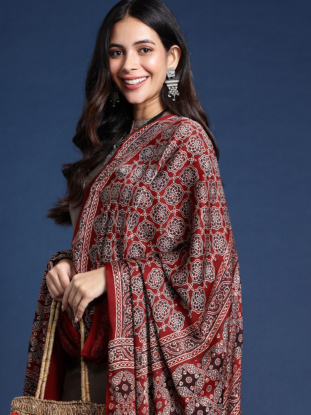 

Taavi Ethnic Motifs Printed Block Print Dupatta, Maroon