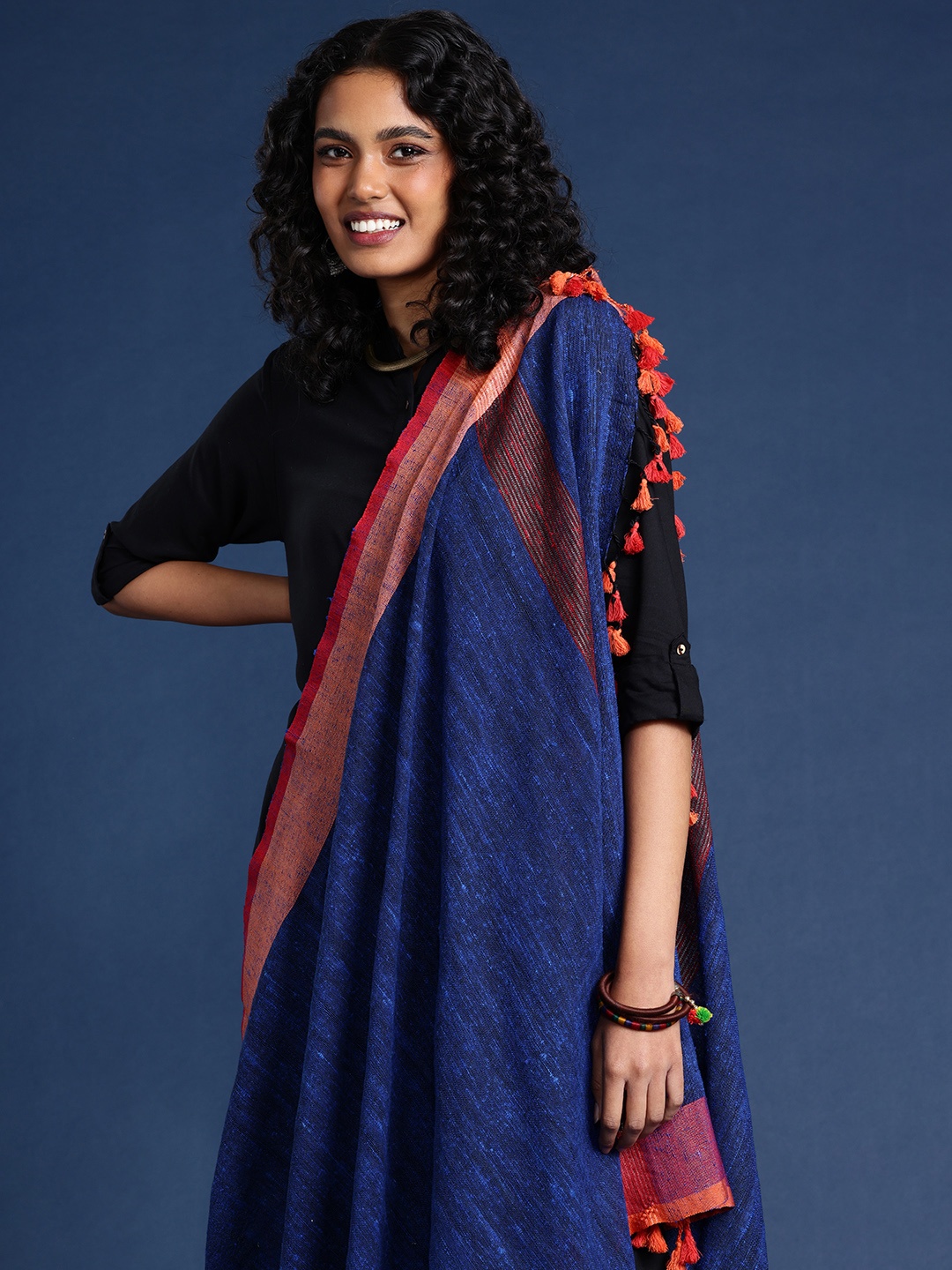 

Taavi Woven Design Tasselled Cotton Blend Dupatta, Navy blue