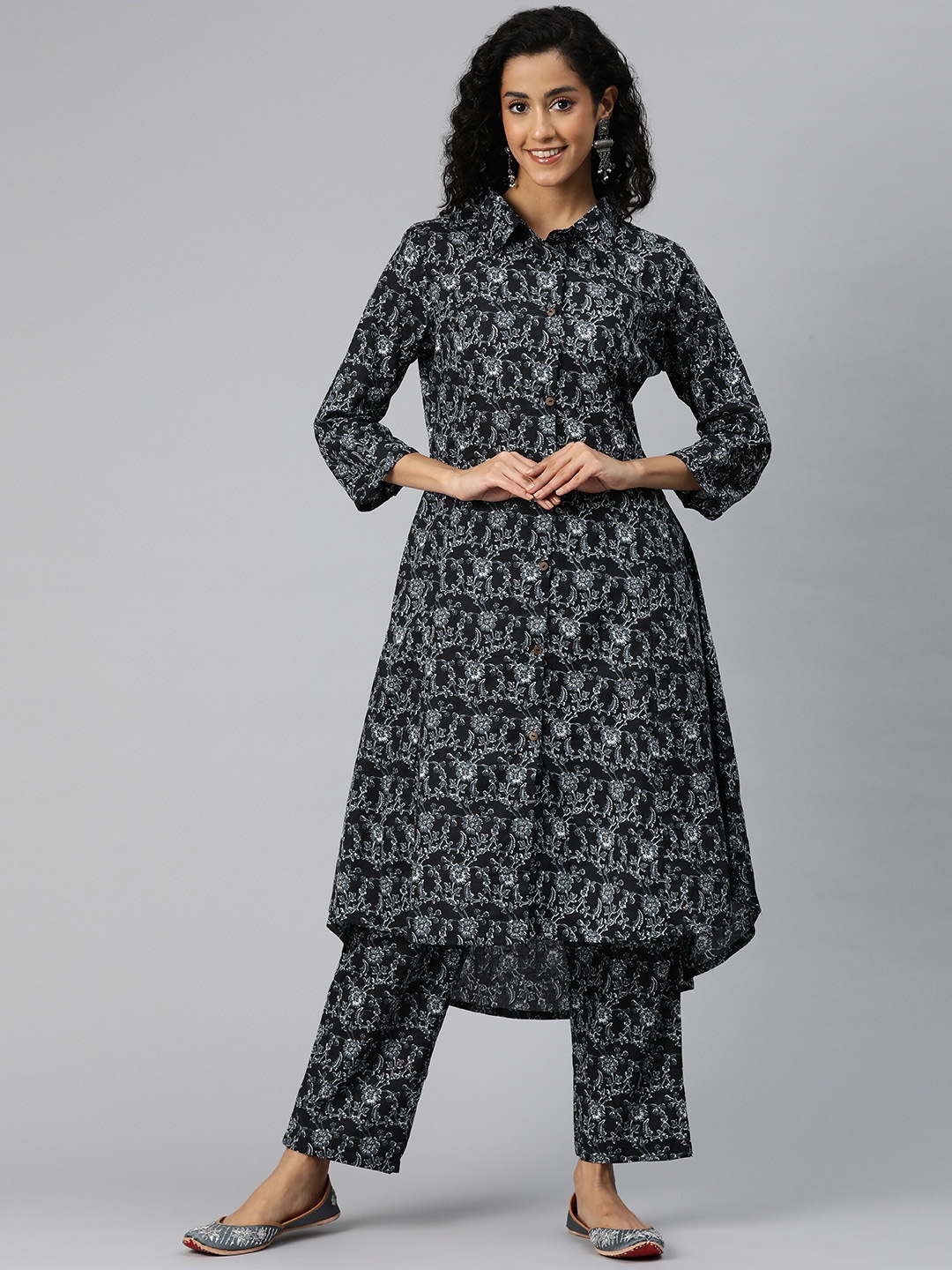 

Readiprint Floral Printed Pure Cotton Kurta with Palazzos, Black
