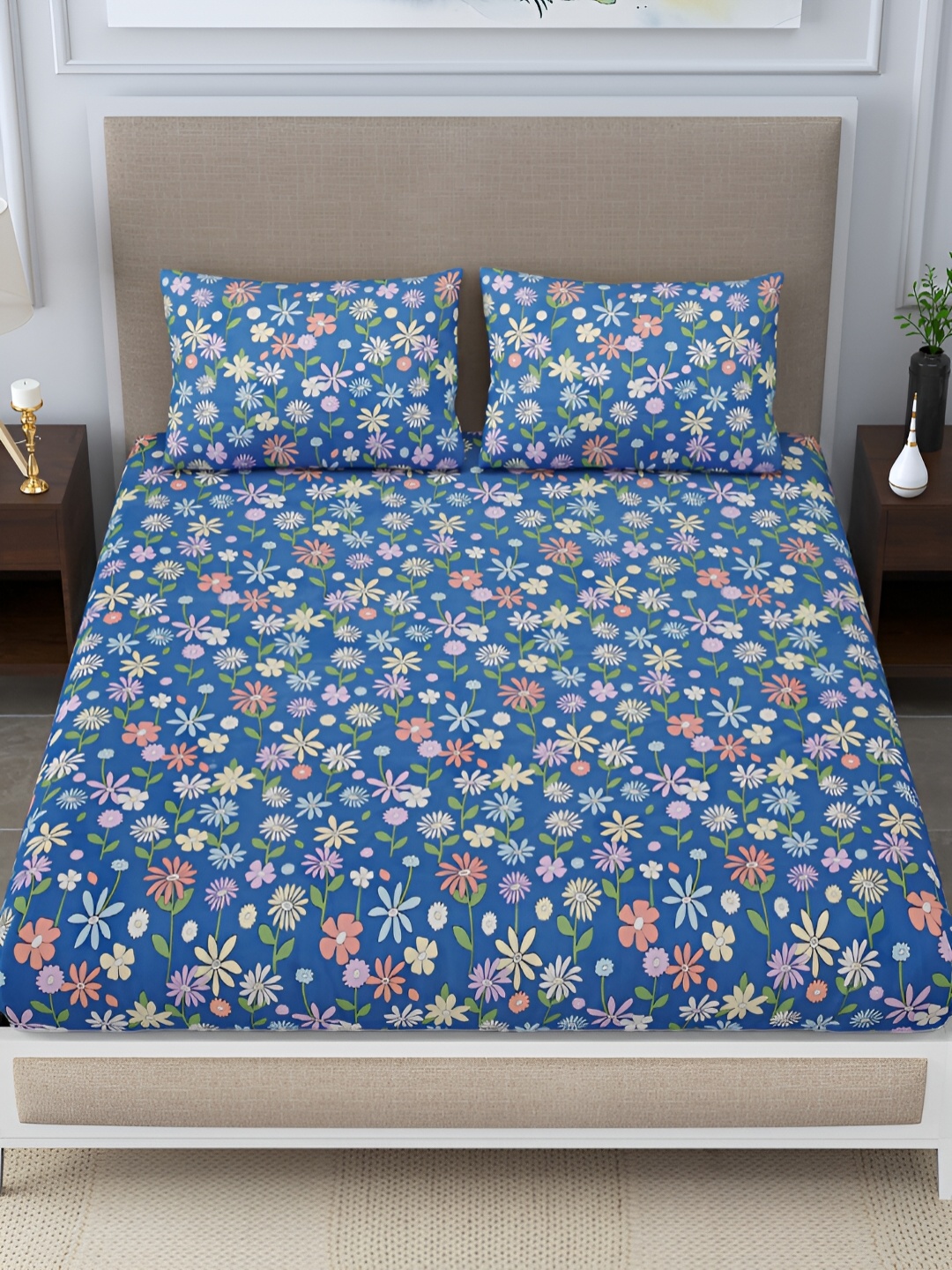 

DIGITRENDZZ Blue Floral Cotton 220 TC King Bedsheet with 2 Pillow Covers