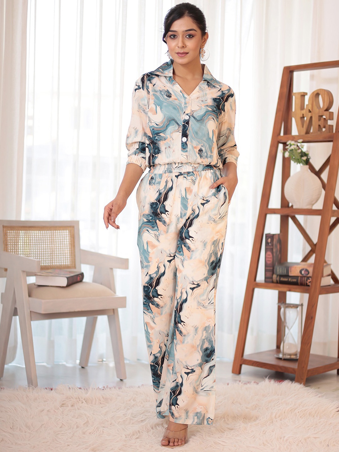 

Indian Virasat Printed Shirt With Trousers Co-Ords, Beige