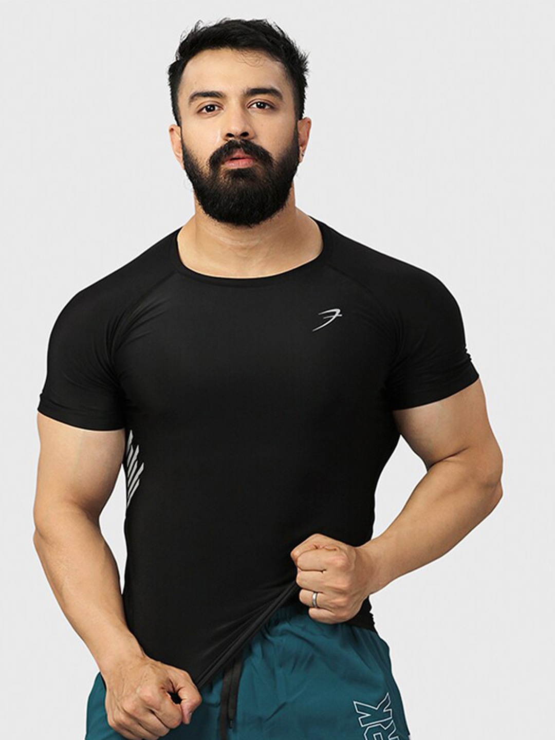 

FUAARK Moisture Wicking Compression Short Sleeves Sport T-shirt, Black