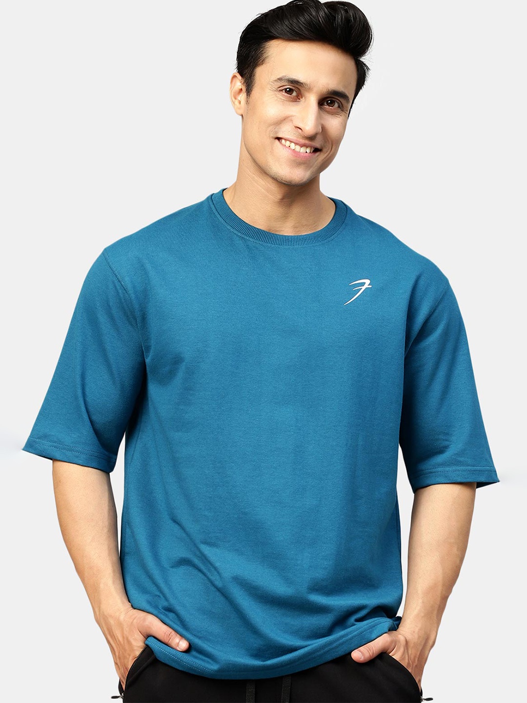 

FUAARK Round Neck Cotton Moisture Wicking Oversized T-shirt, Teal