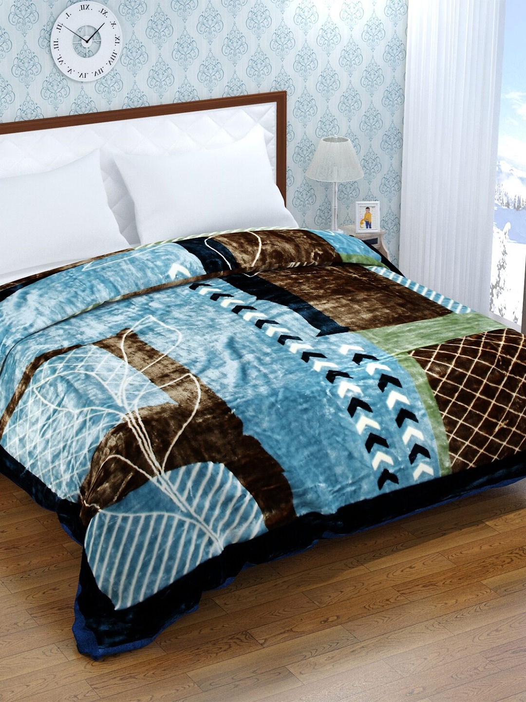 

Florida Blue & White Abstract Mink Heavy Winter 1000 GSM Double Bed Blanket