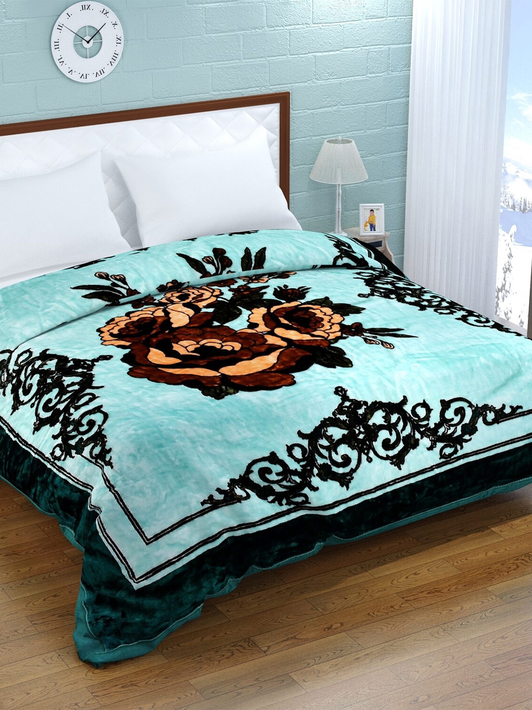 

Florida Blue & Black Floral Printed Mink Heavy Winter 950 GSM Double Bed Blanket