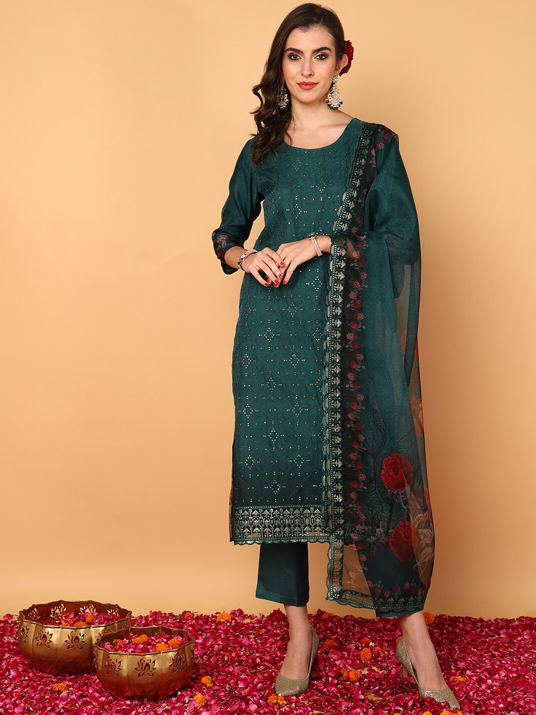 

AHIKA Floral Embroidered Sequinned Straight Kurta With Trousers & Dupatta, Green