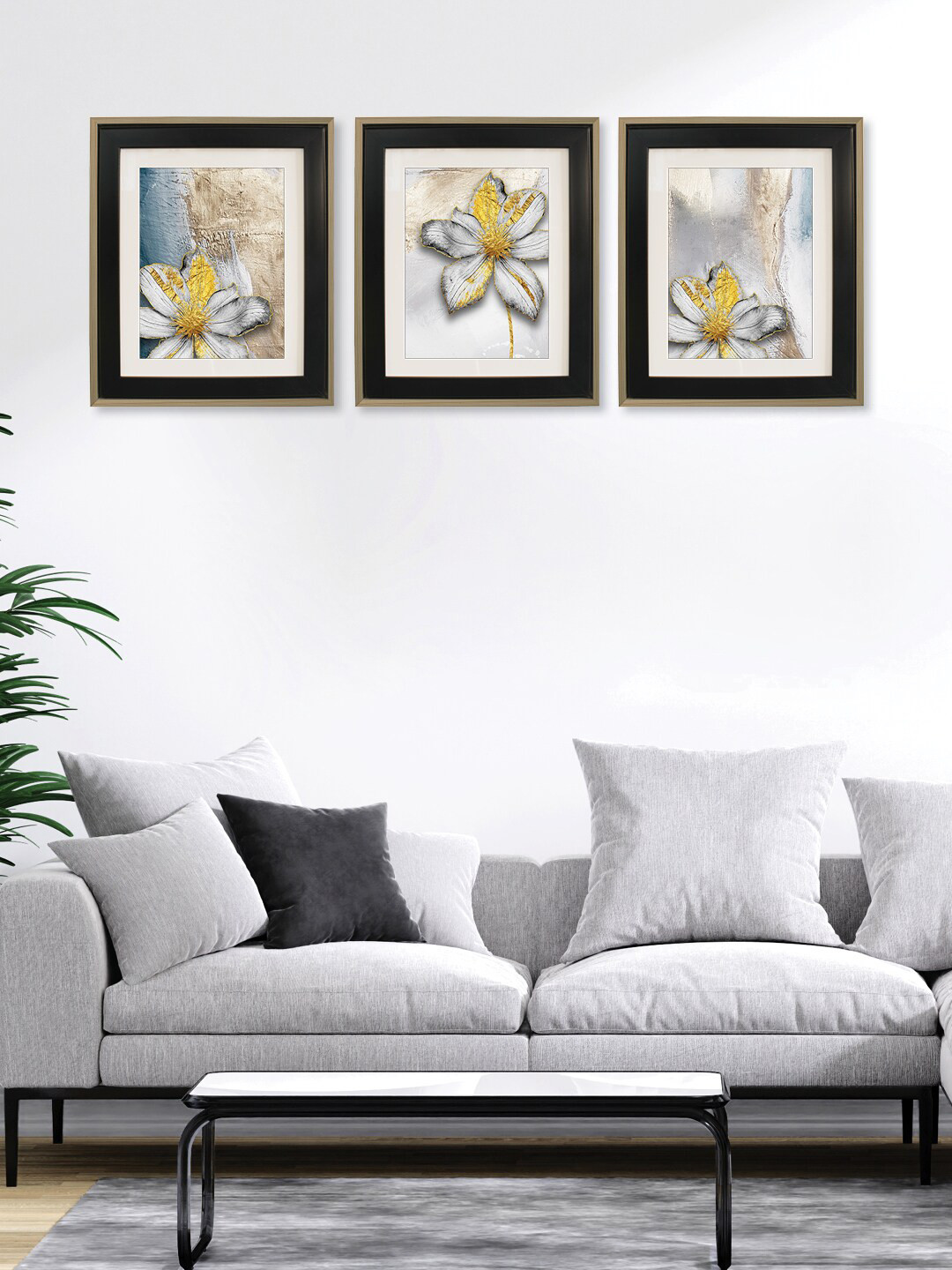 

RANDOM White & Black 3 Pcs Floral Photographs Wall Arts