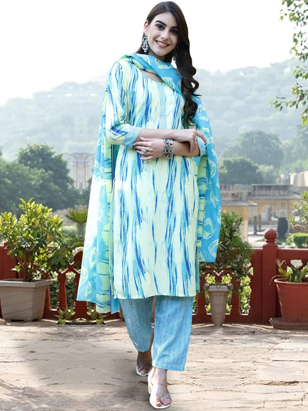 

arangya Abstract Printed Regular Pure Cotton Kurta With Trousers & Dupatta, Teal