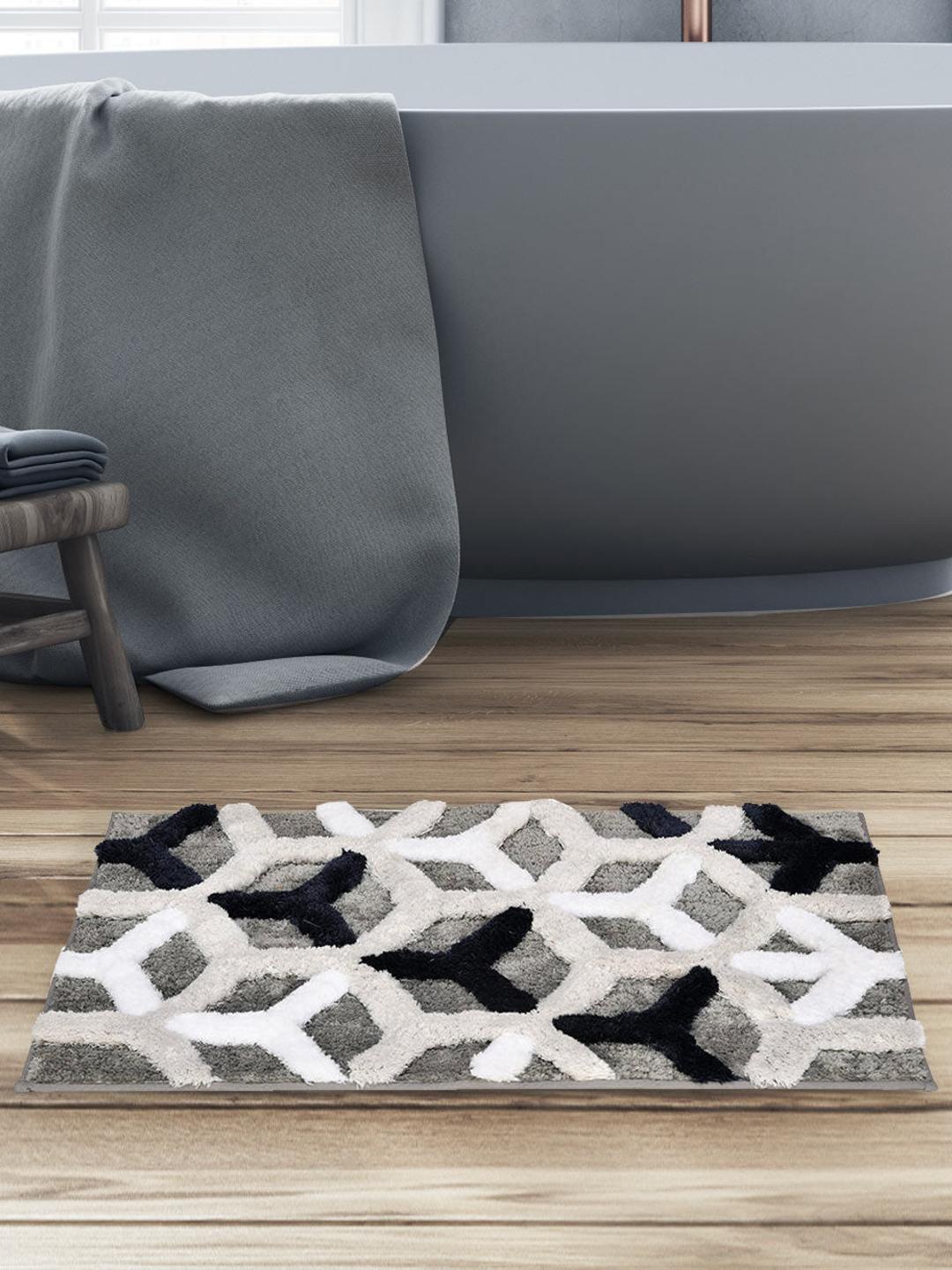 

Athome by Nilkamal Grey & Black Abstract 600 GSM Bath Rug