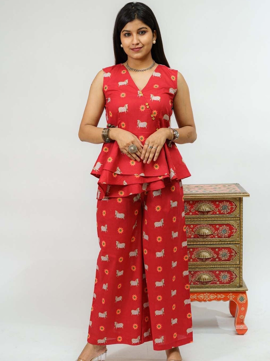 

TSUCCHI TRADITIONS Printed Pure Cotton V-Neck Top With Palazzos, Red