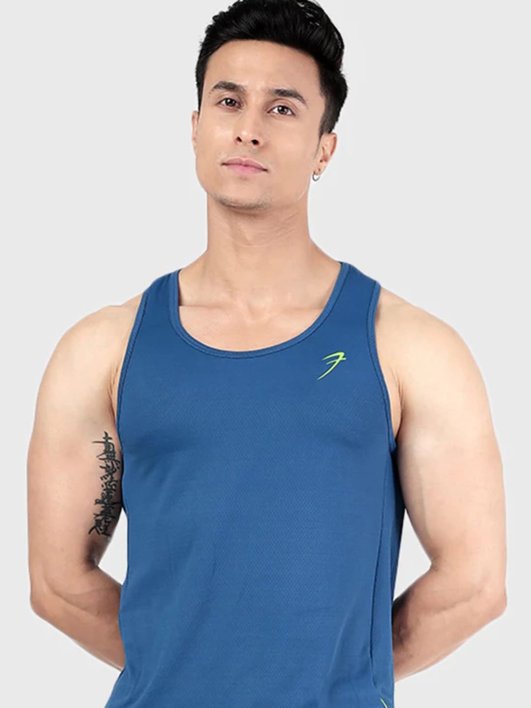 

FUAARK Slim-Fit Sports Gym Vest, Teal
