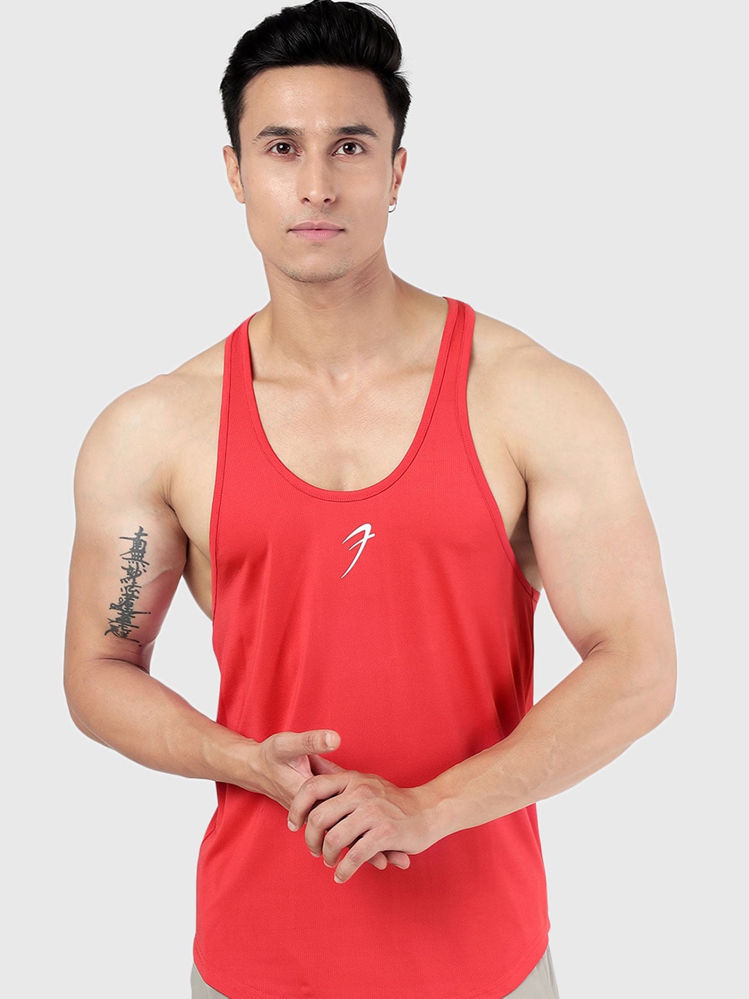 

FUAARK Scoop Neck Gym Innerwear Vest, Red