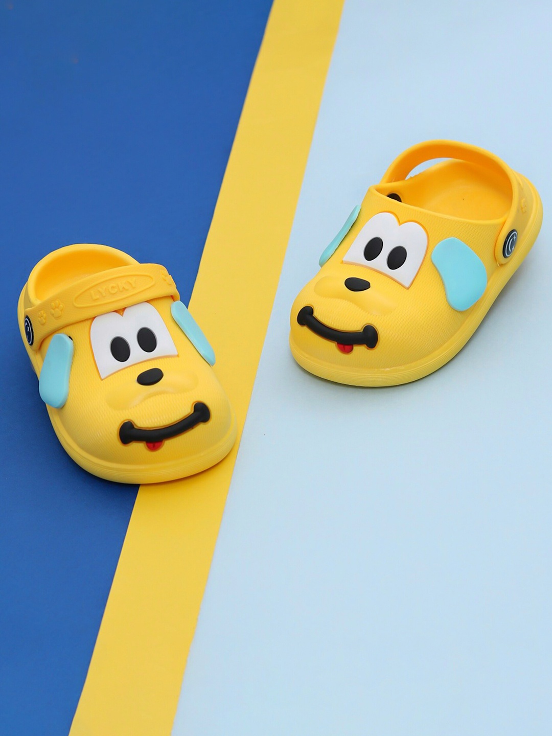

Yellow Bee Boys Puppy Applique Rubber Clogs