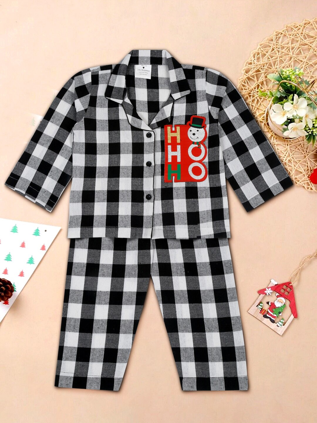 

Little Musketeer Girls Checked Shirt Collar Pure Cotton Night suit, White