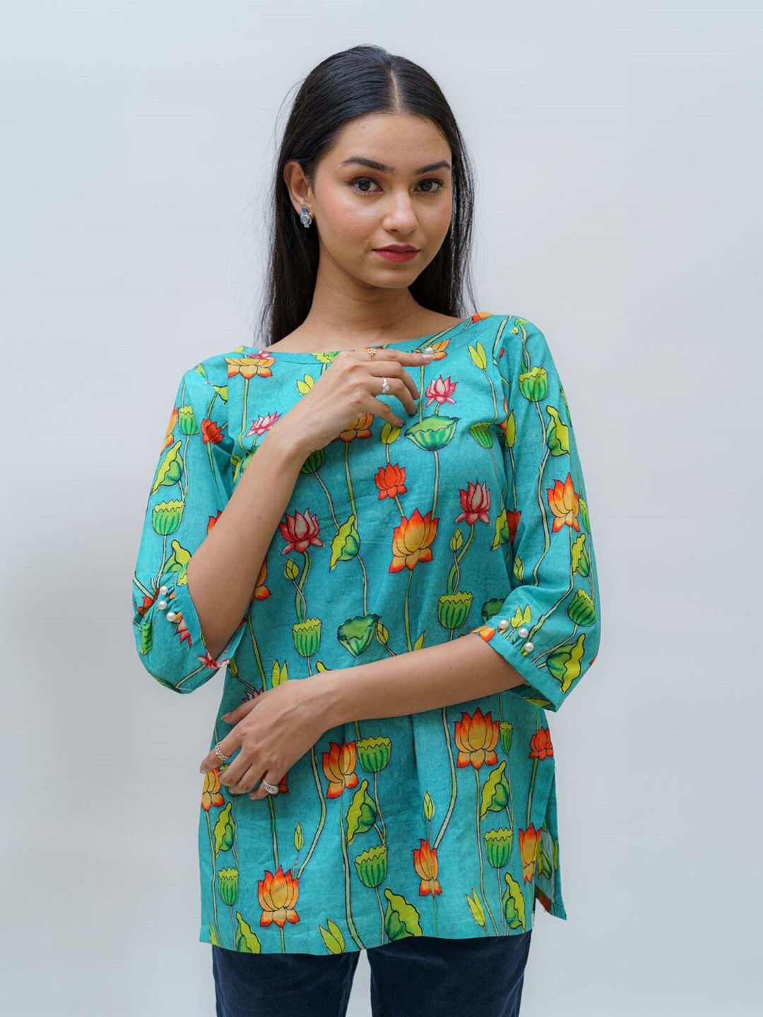 

TSUCCHI TRADITIONS Green Pure Cotton Kurti
