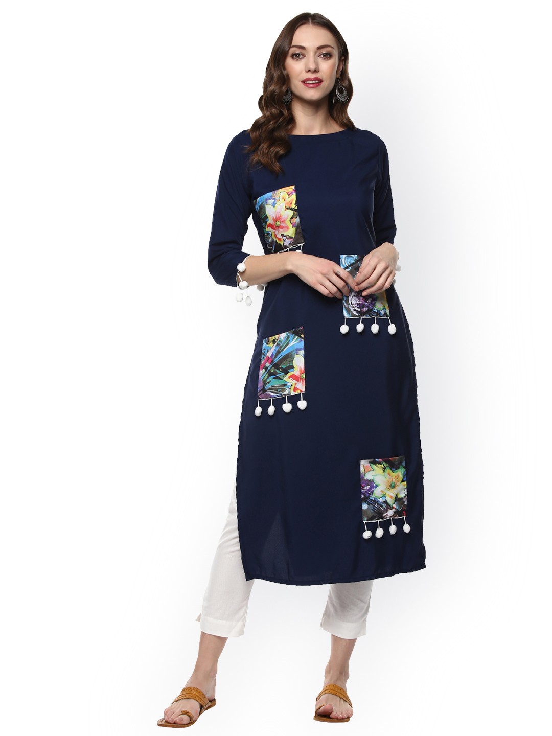 

ZIYAA Women Blue Embellished Straight Kurta