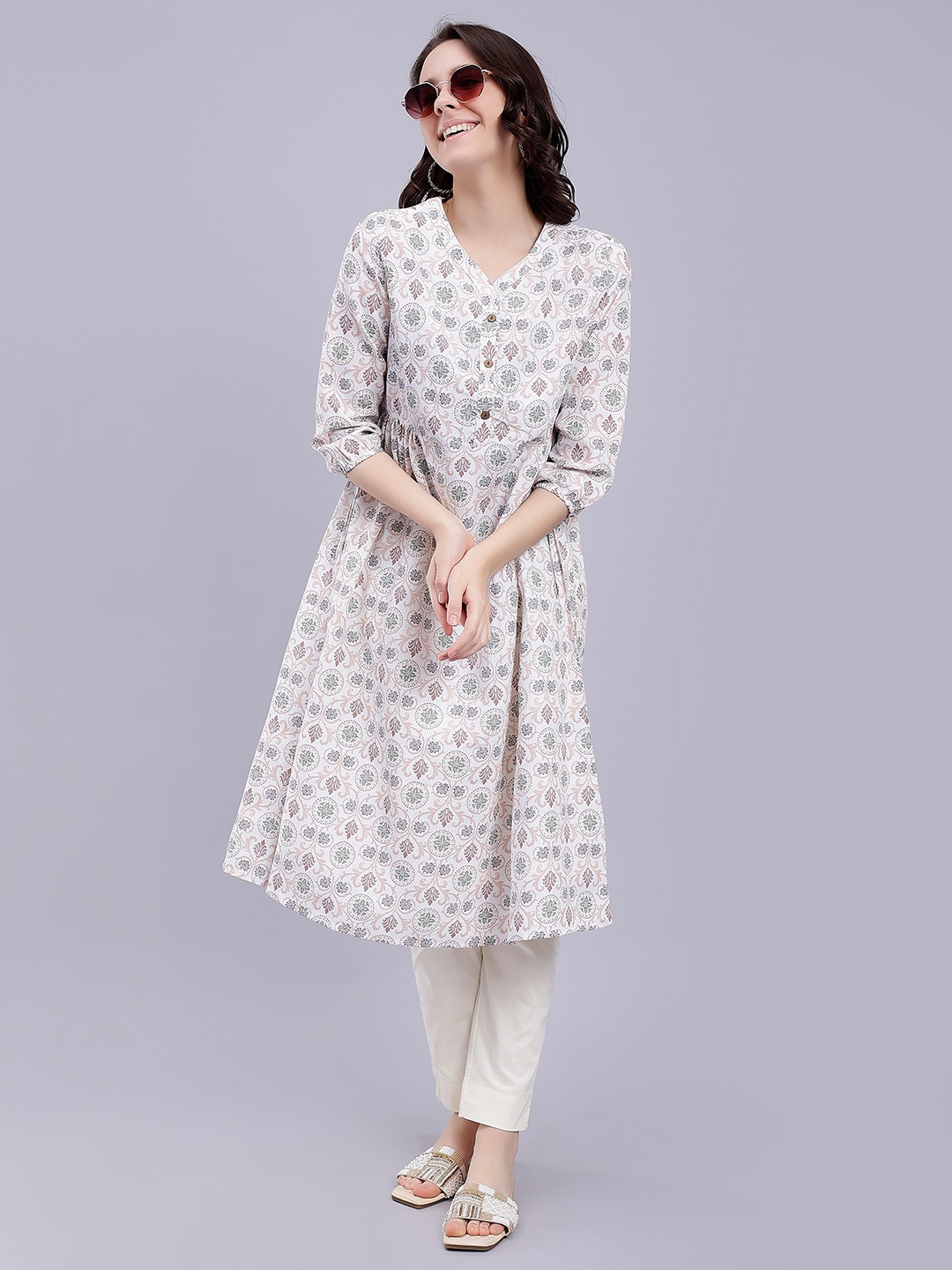 

soan Ethnic Motifs Printed A Line Kurta, Off white