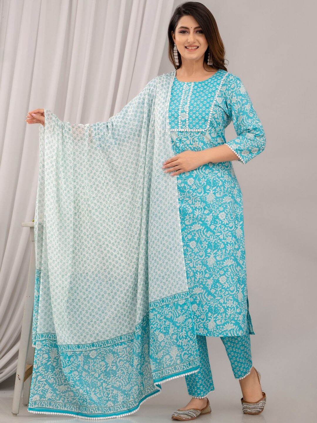 

FrionKandy Floral Printed Regular Patchwork Pure Cotton Kurta & Trousers With Dupatta, Turquoise blue
