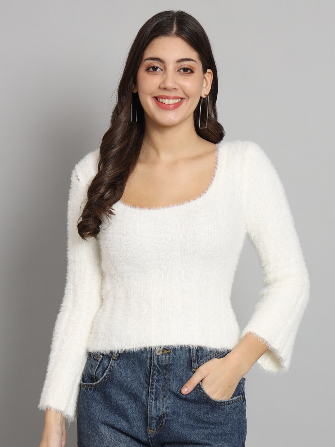 

Chemistry Fuzzy Self Design Ribbed Woolen Pullover Sweater, White