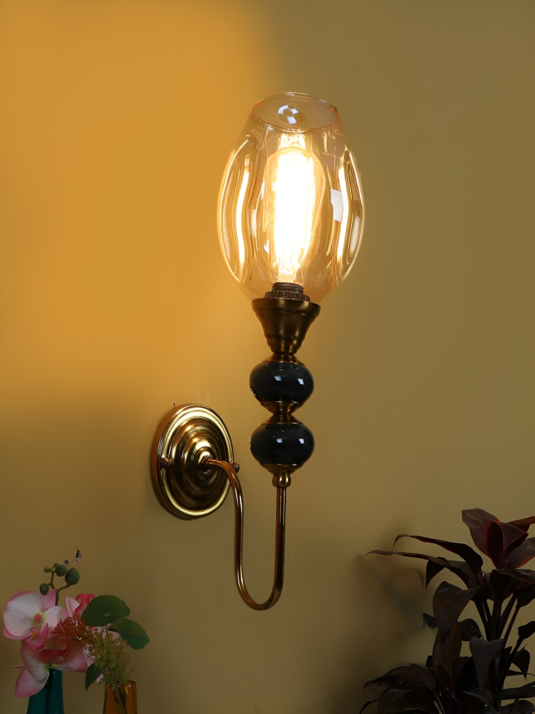 

ELIANTE Gold-Toned Iron Contemporary Cylinder Shaped Wall Lamp