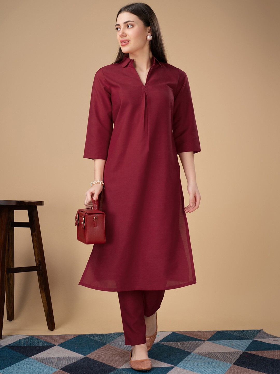 

soan Shirt Collar Regular Kurta With Trousers, Maroon