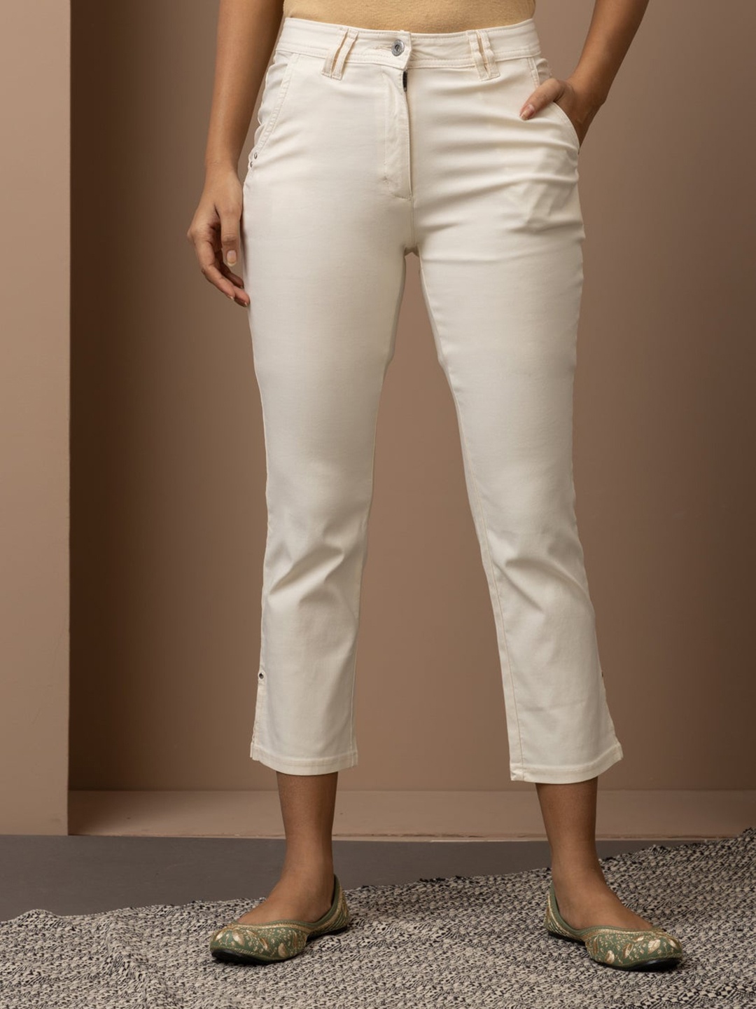 

Lakshita Women Smart Slim Fit Pure Cotton Ethnic Cropped Trousers, Off white