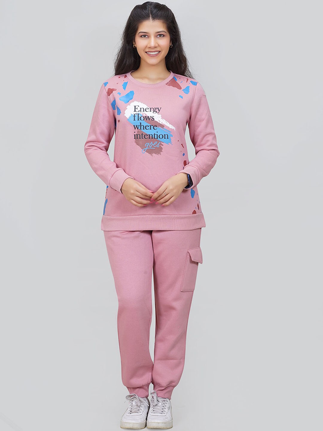 

She N She Typography Printed Long Sleeves Warm Fleece Sweatshirt And Joggers, Pink